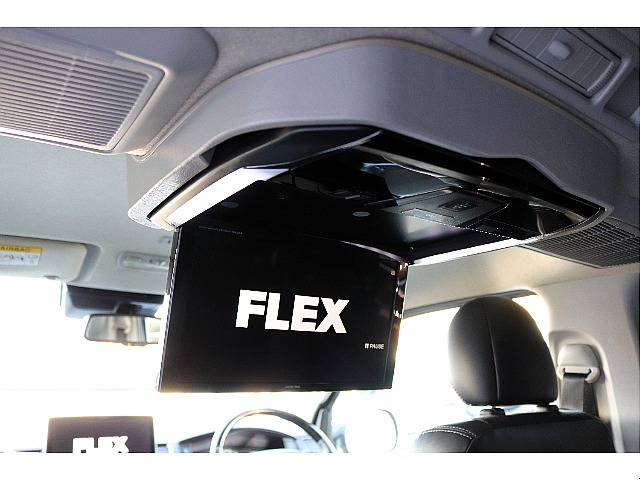 アルパイン12.8インチフリップダウンモニター♪後席の方もワクワクドライブ♪