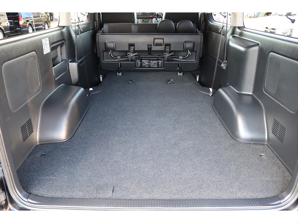 ハイエースセカンド高崎店にて展示中♪027-384-3591