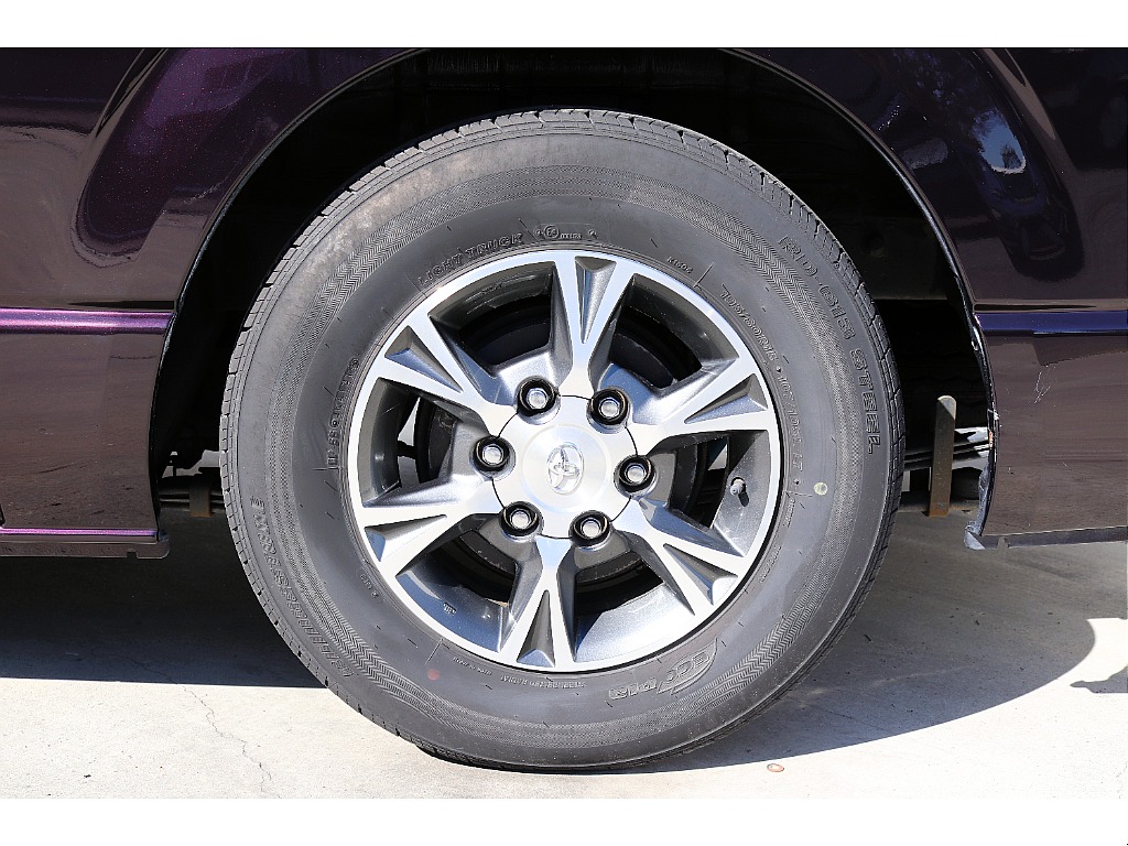 ハイエースセカンド高崎店にて展示中♪027-384-3591