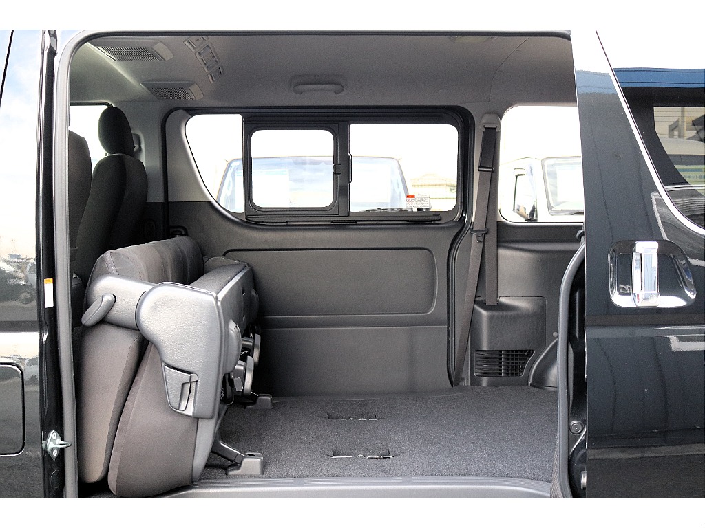 ハイエースセカンド高崎店にて展示中♪027-384-3591