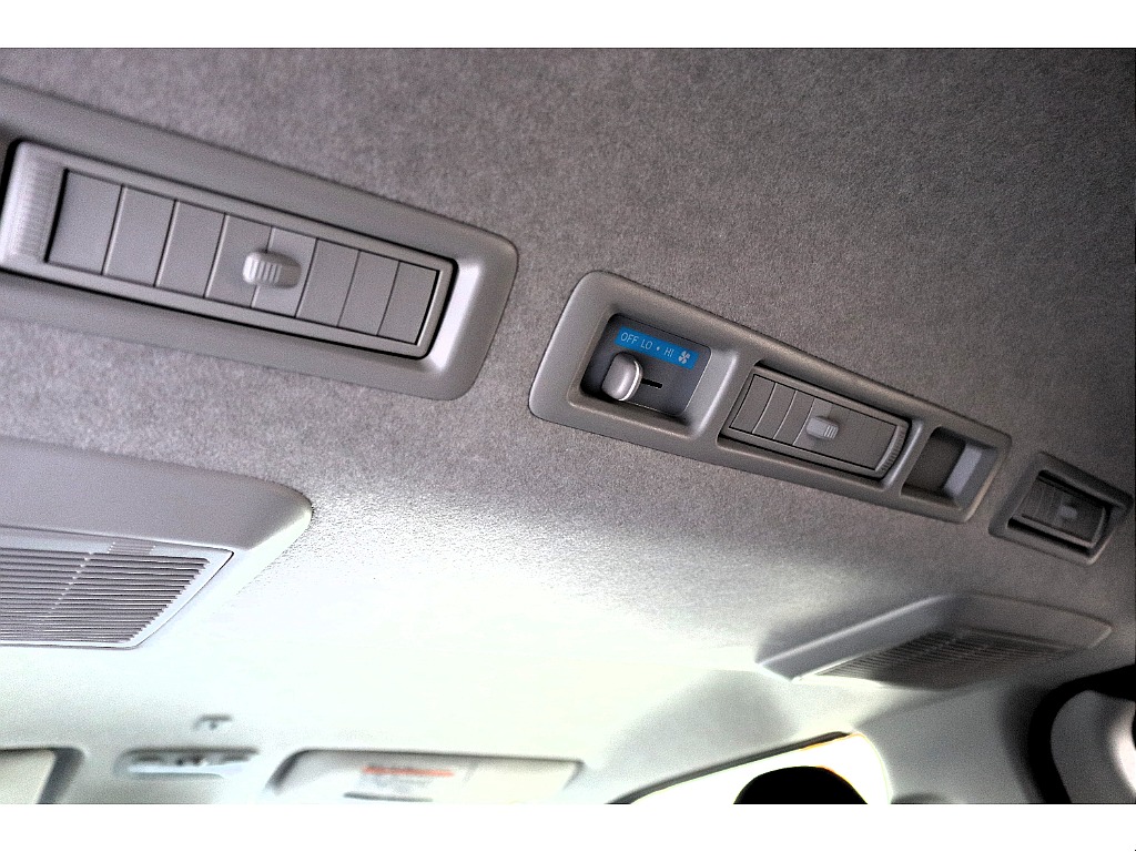 ハイエースセカンド高崎店にて展示中♪027-384-3591