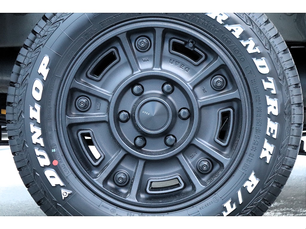 ハイエース高崎店にて展示中♪027-329-5670