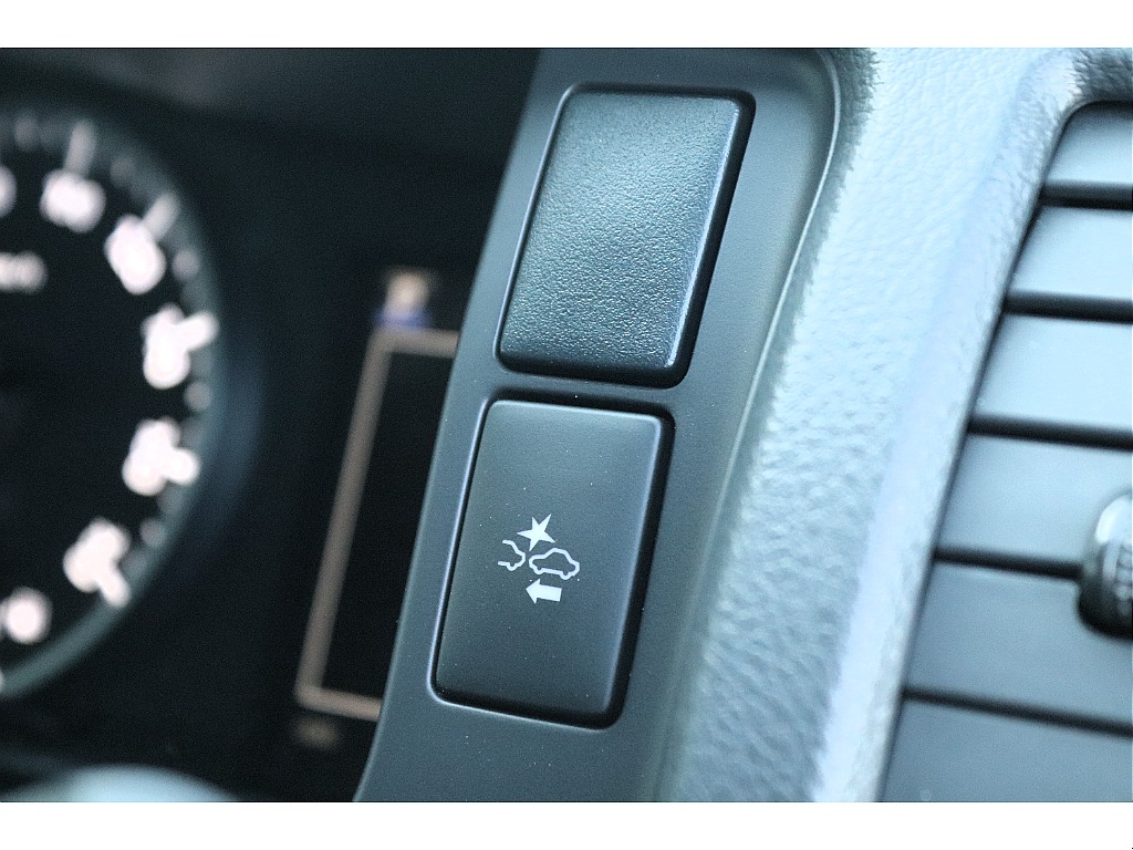 ハイエース高崎店にて展示中♪027-329-5670