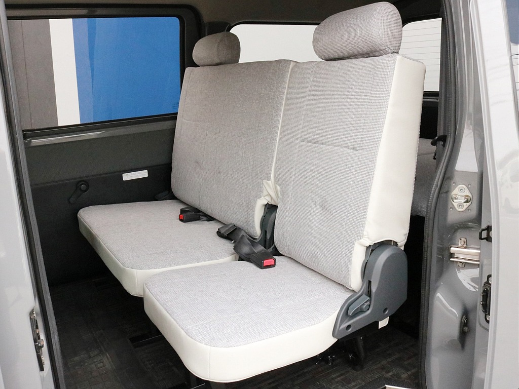 ハイエースセカンド高崎店にて展示中♪027-384-3591