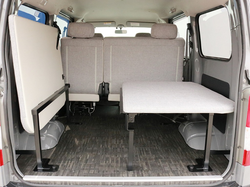 ハイエースセカンド高崎店にて展示中♪027-384-3591