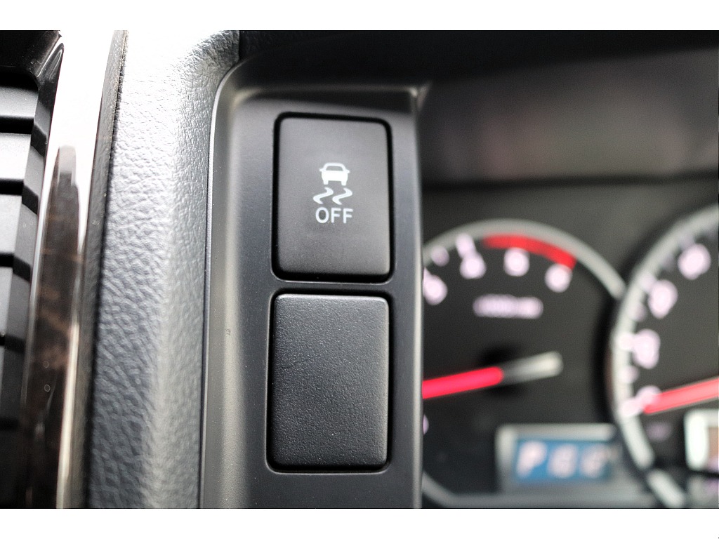 ハイエースセカンド高崎店にて展示中♪027-384-3591