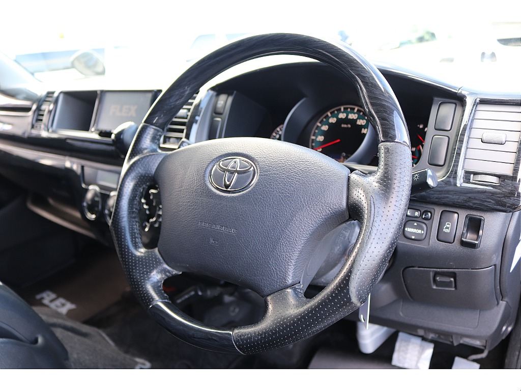 ハイエースセカンド高崎店にて展示中♪027-384-3591