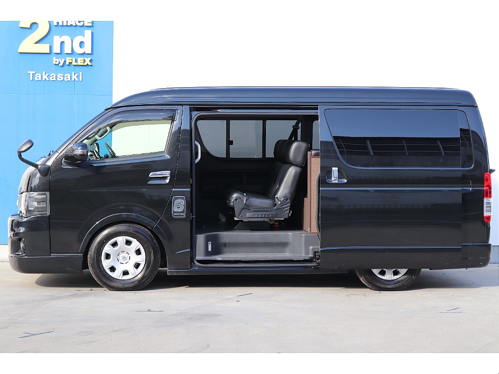 ハイエースセカンド高崎店にて展示中♪027-384-3591