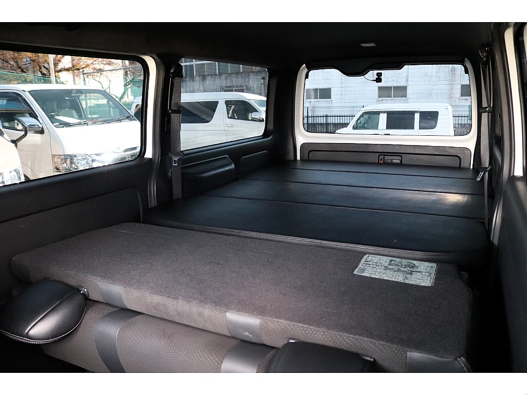 車内泊OKなベットキット付き♪