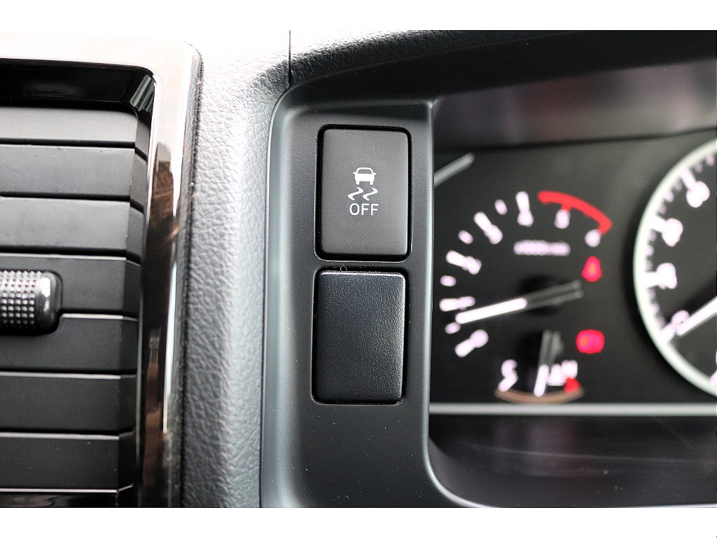 ハイエースセカンド高崎店にて展示中♪027-384-3591