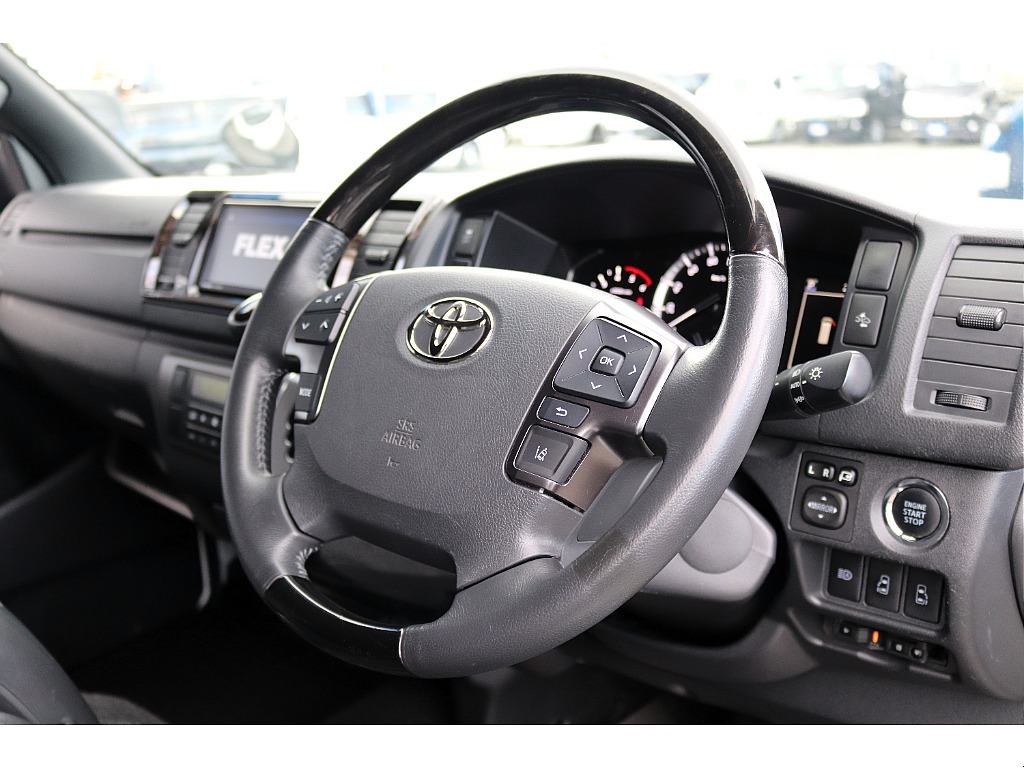 ハイエースセカンド高崎店にて展示中♪027-384-3591