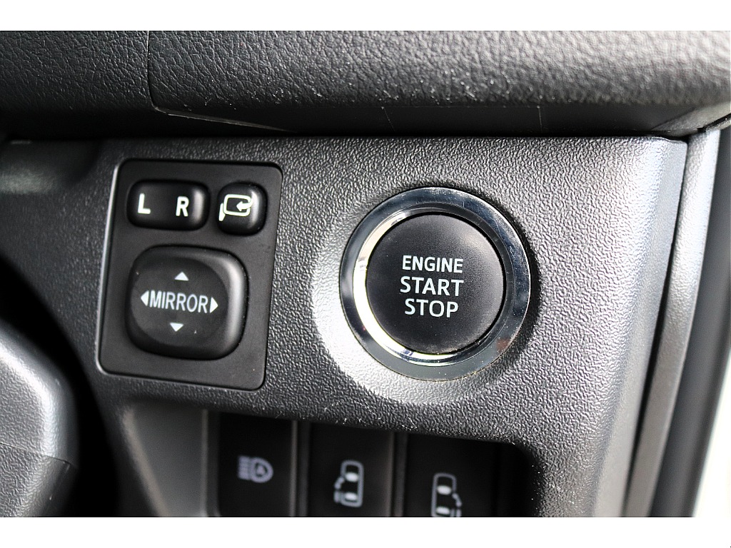 ハイエースセカンド高崎店にて展示中♪027-384-3591