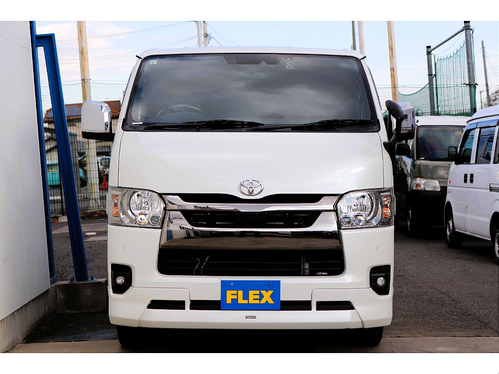 ハイエースセカンド高崎店にて展示中♪