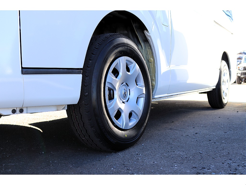 ハイエースセカンド高崎店にて展示中♪027-384-3591