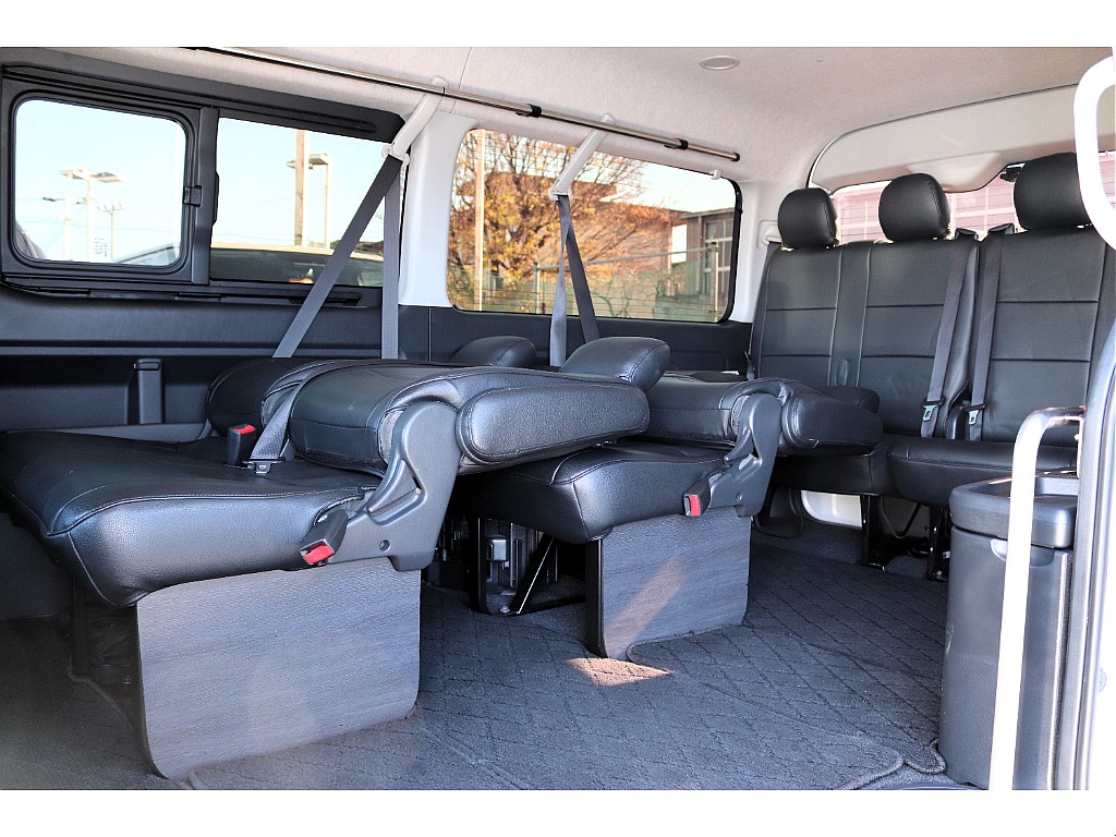 ハイエースセカンド高崎店にて展示中♪027-384-3591