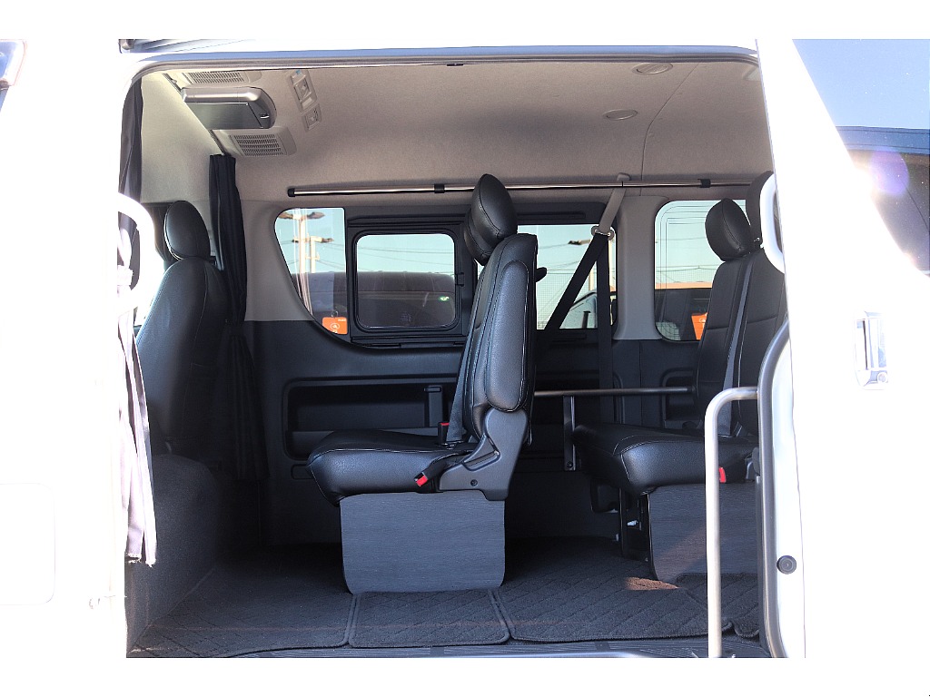 ハイエースセカンド高崎店にて展示中♪027-384-3591