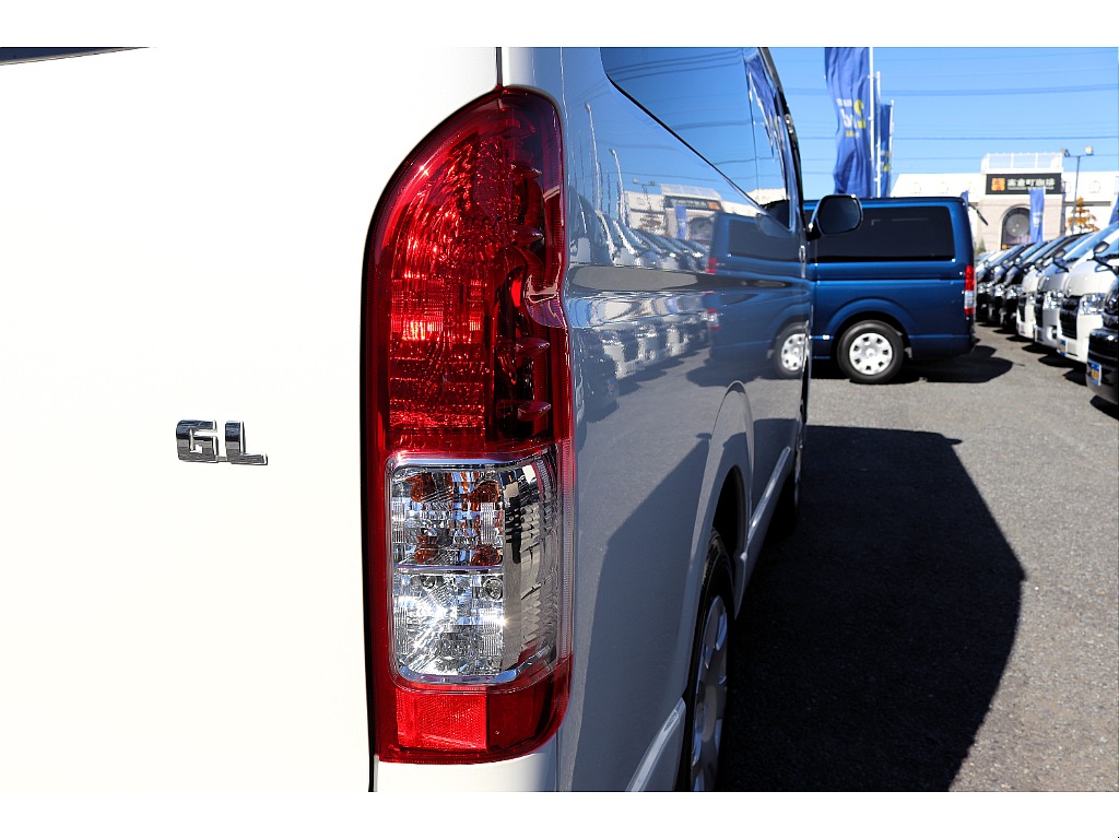 ハイエースセカンド高崎店にて展示中♪027-384-3591