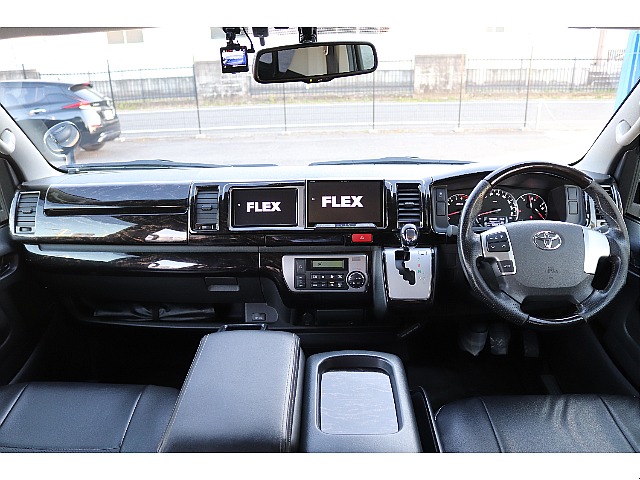 ハイエースセカンド高崎店にて展示中♪027-384-3591