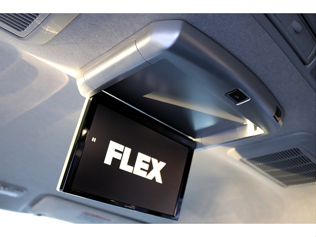 パイオニア製10.2インチフリップダウンモニター♪