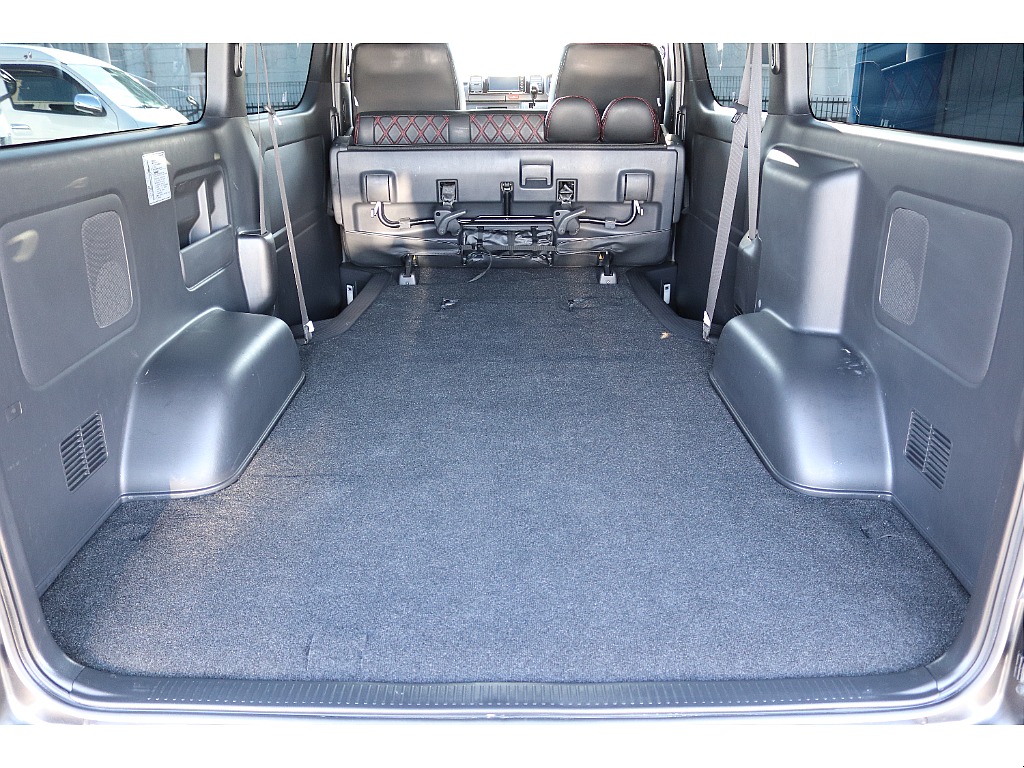 ハイエースセカンド高崎店にて展示中♪027-384-3591