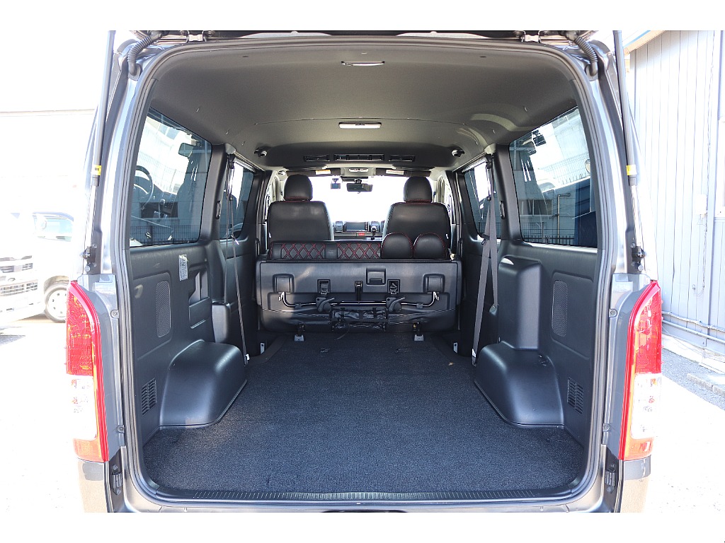 ハイエースセカンド高崎店にて展示中♪027-384-3591