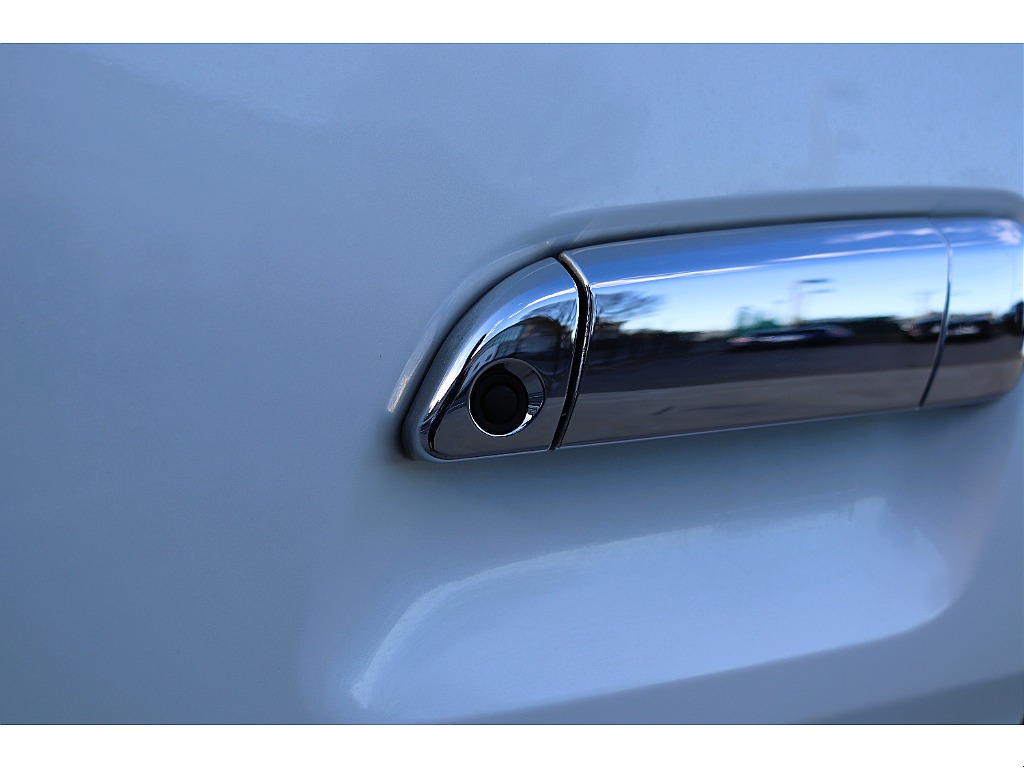 ハイエースセカンド高崎店にて展示中♪027-384-3591