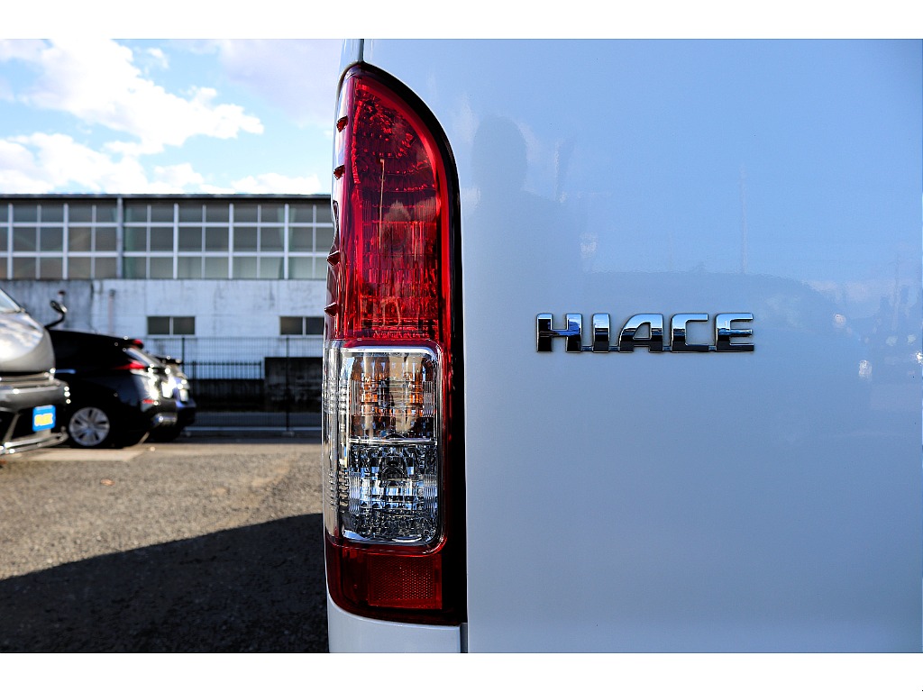 ハイエースセカンド高崎店にて展示中♪027-384-3591