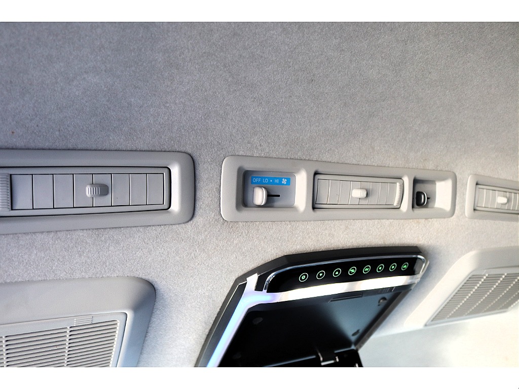 ハイエースセカンド高崎店にて展示中♪027-384-3591