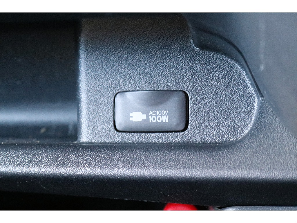 ハイエースセカンド高崎店にて展示中♪027-384-3591