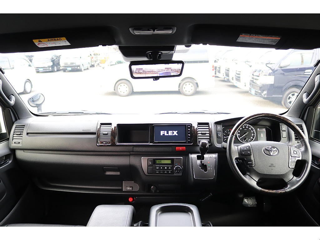 ハイエースセカンド高崎店にて展示中♪027-384-3591