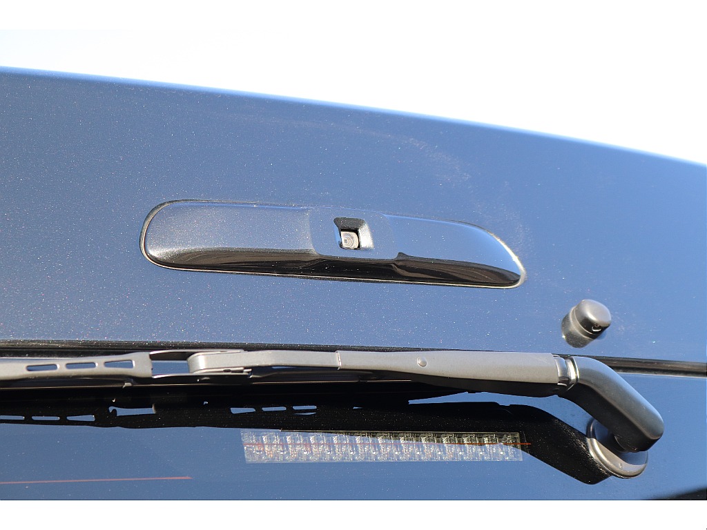 ハイエースセカンド高崎店にて展示中♪027-384-3591