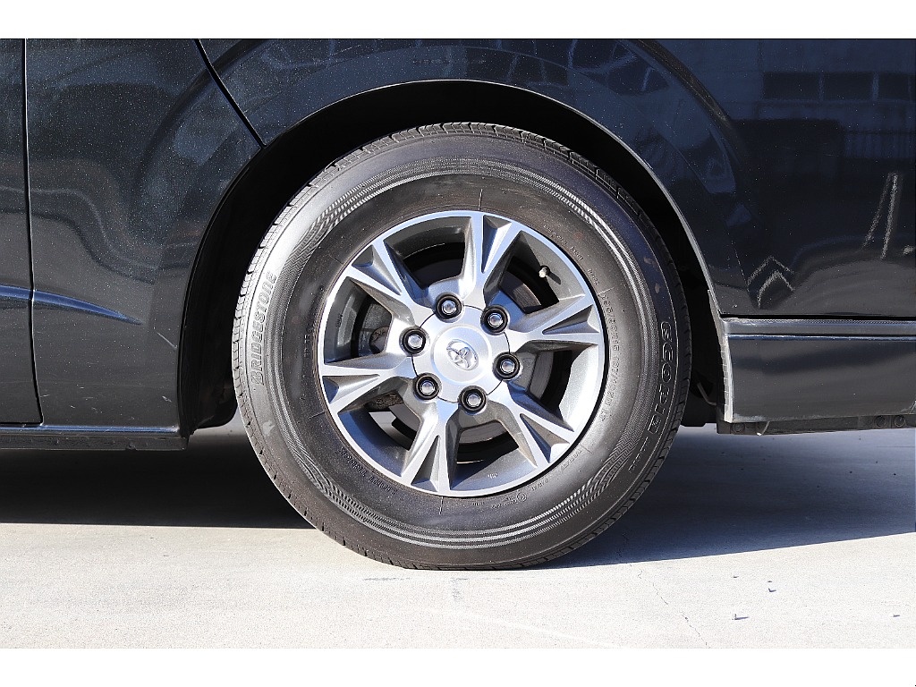 ハイエースセカンド高崎店にて展示中♪027-384-3591