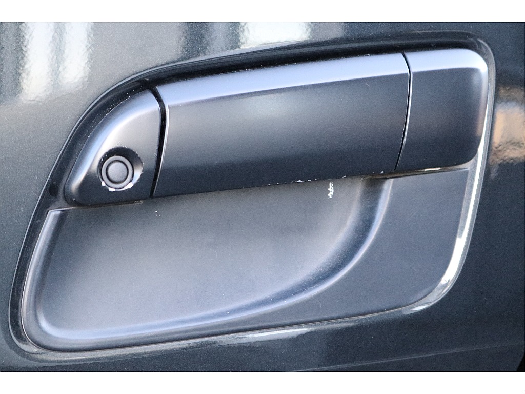 ハイエースセカンド高崎店にて展示中♪027-384-3591