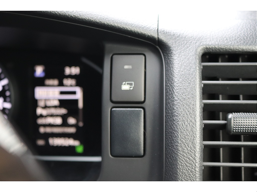 ハイエースセカンド高崎店にて展示中♪027-384-3591