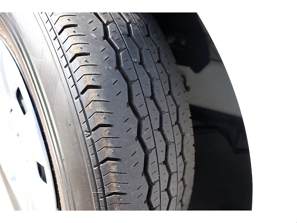 ハイエースセカンド高崎店にて展示中♪027-384-3591