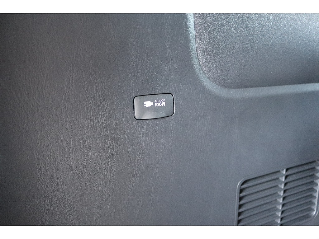 ハイエースセカンド高崎店にて展示中♪027-384-3591