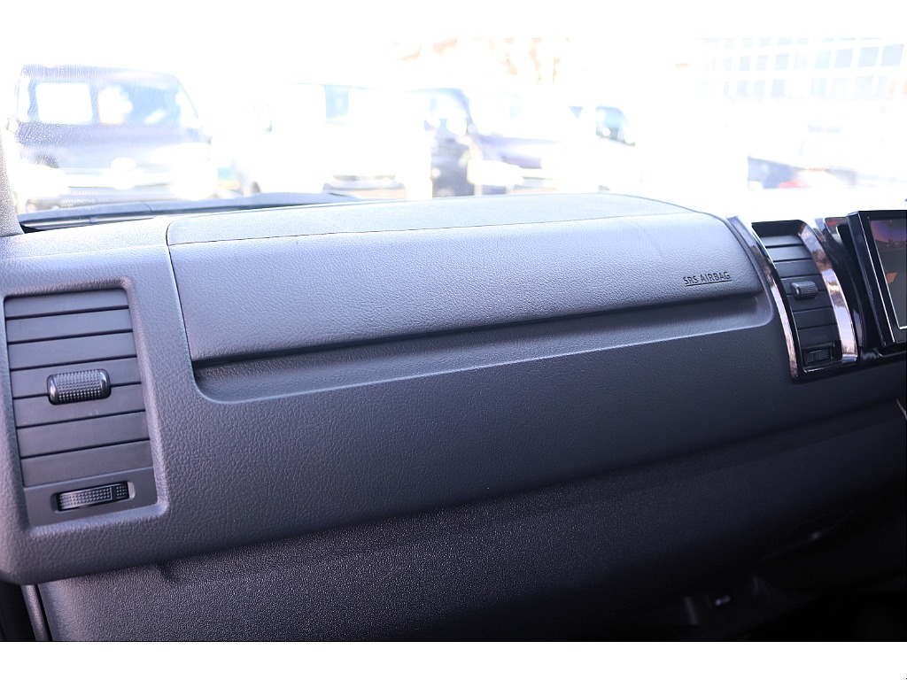 ハイエースセカンド高崎店にて展示中♪027-384-3591