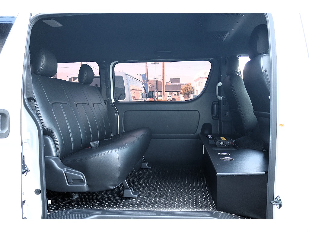 ハイエースセカンド高崎店にて展示中♪027-384-3591