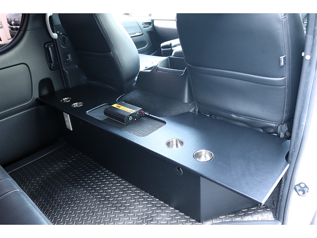 ハイエースセカンド高崎店にて展示中♪027-384-3591