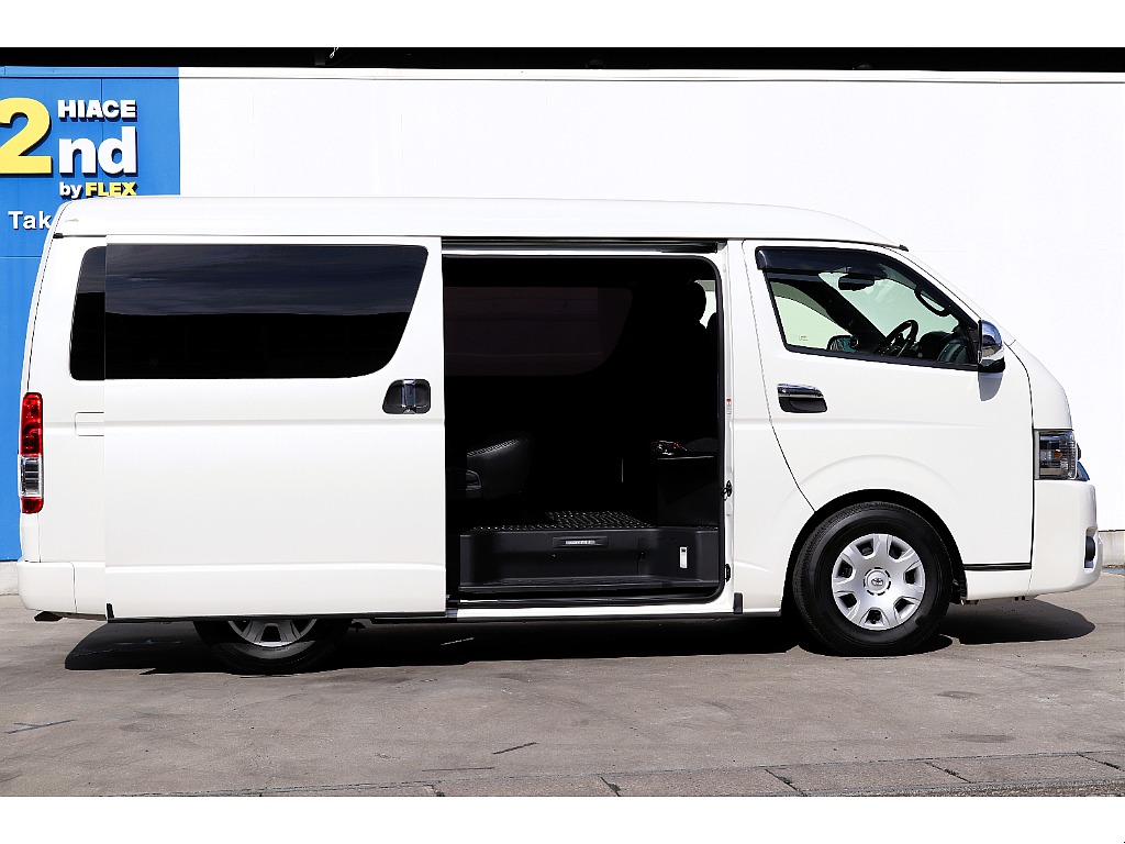 ハイエースセカンド高崎店にて展示中♪027-384-3591