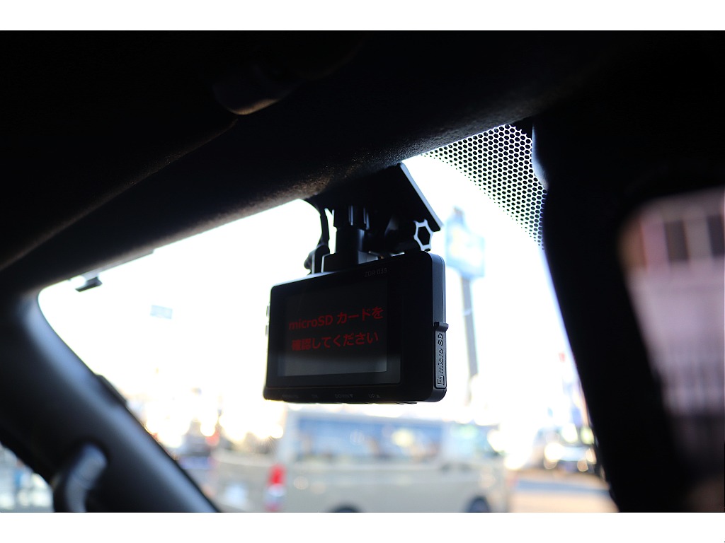 ハイエースセカンド高崎店にて展示中♪027-384-3591