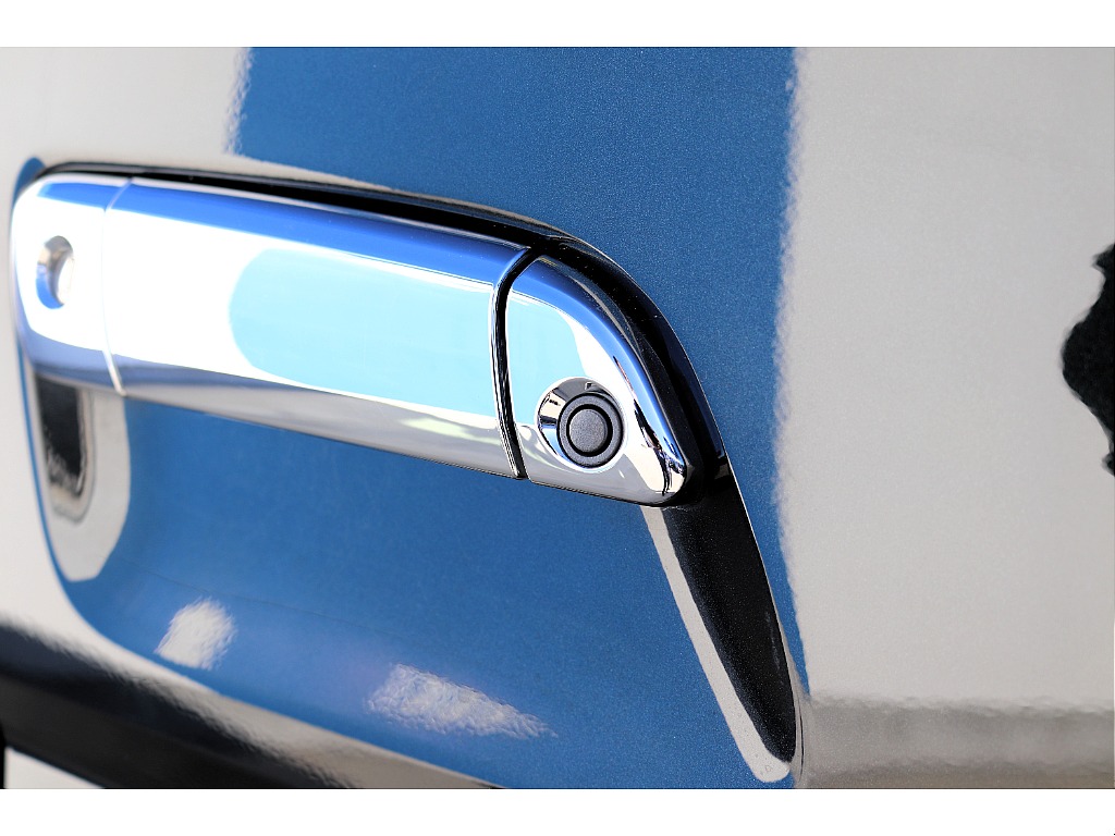 ハイエースセカンド高崎店にて展示中♪027-384-3591