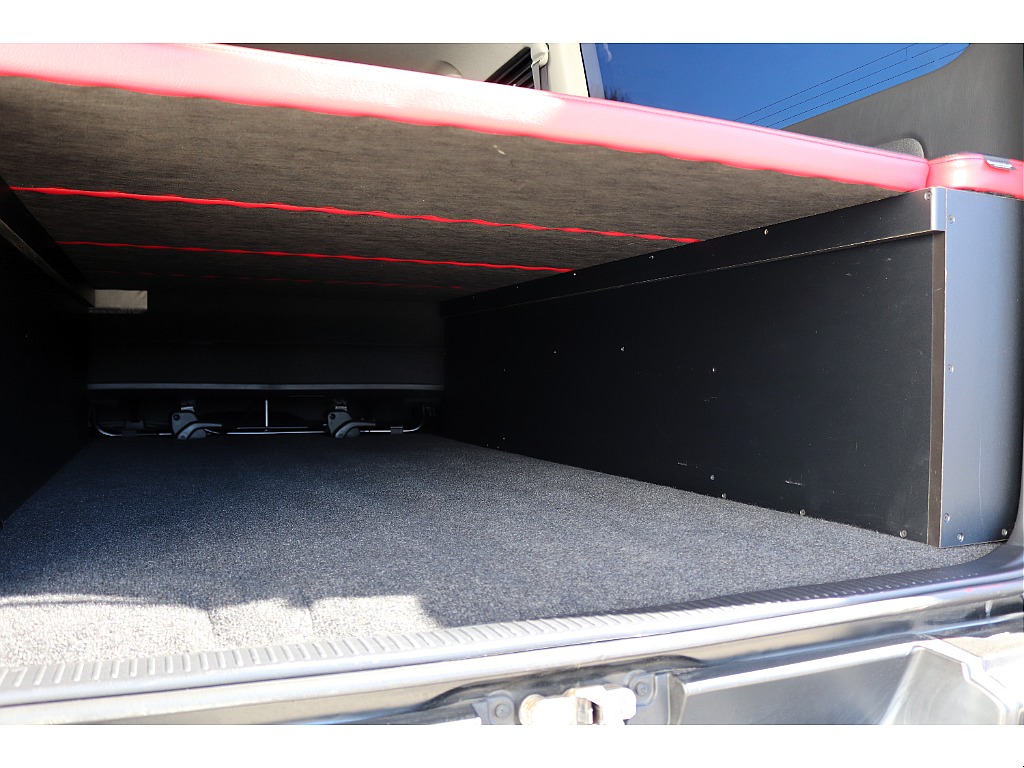 ハイエースセカンド高崎店にて展示中♪027-384-3591