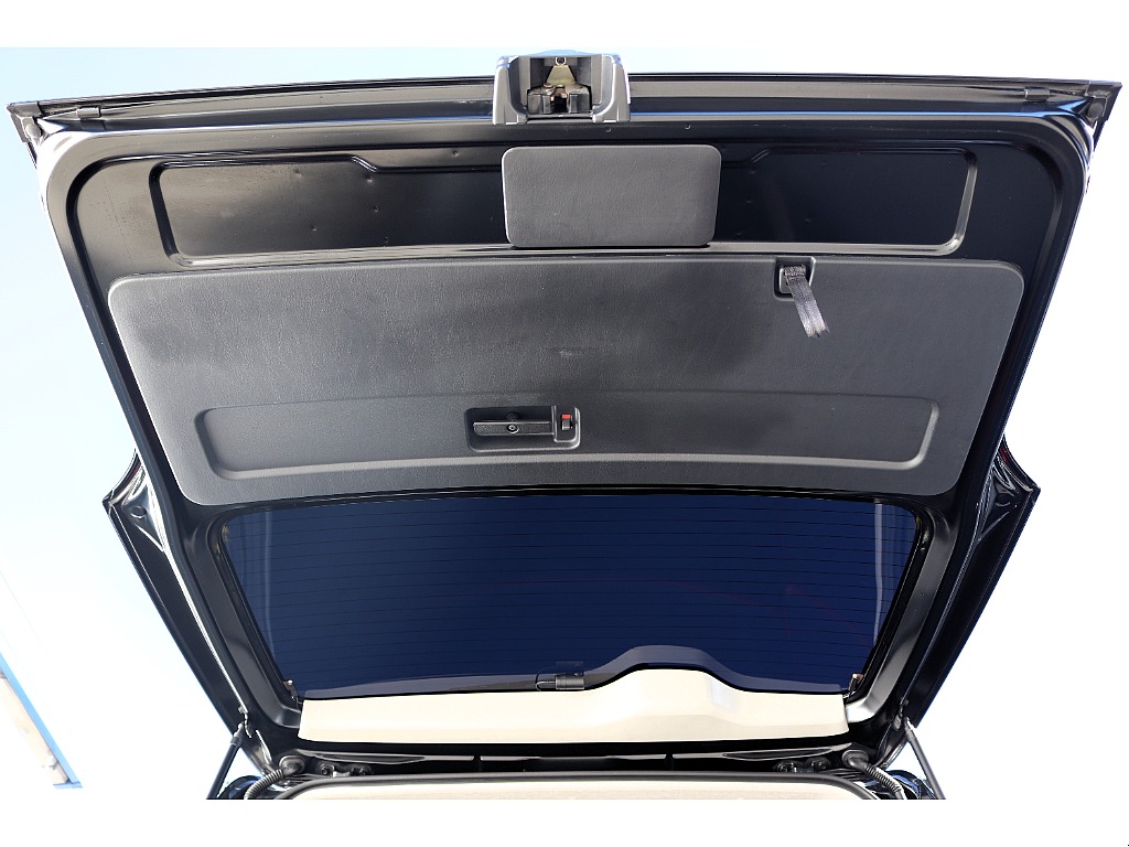 ハイエースセカンド高崎店にて展示中♪027-384-3591