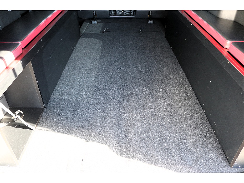 ハイエースセカンド高崎店にて展示中♪027-384-3591