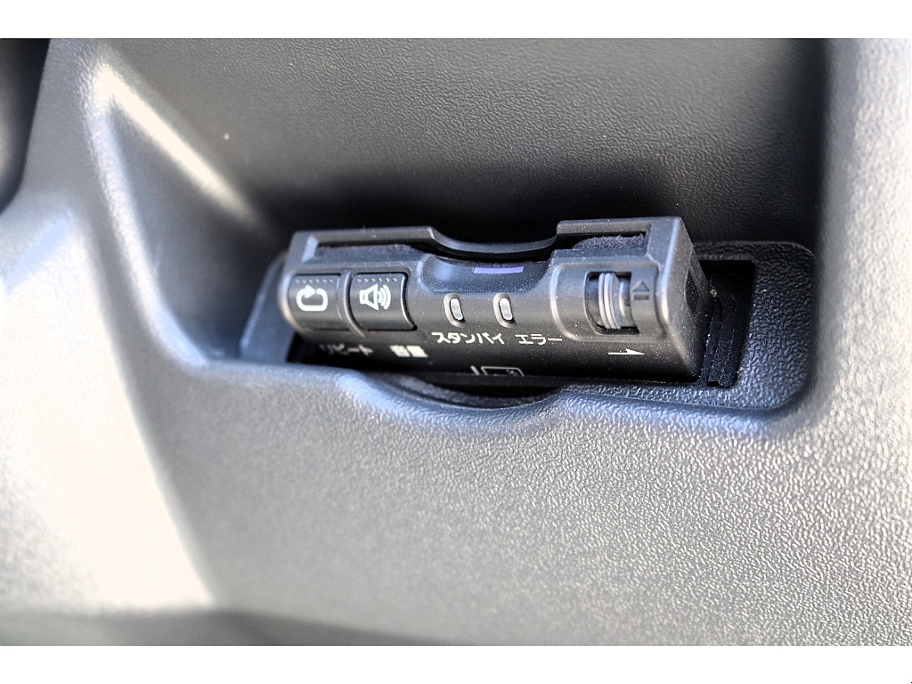 ハイエースセカンド高崎店にて展示中♪027-384-3591