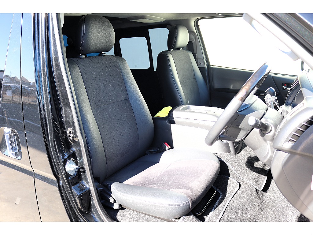 ハイエースセカンド高崎店にて展示中♪027-384-3591