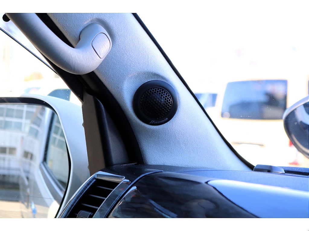 ハイエースセカンド高崎店にて展示中♪027-384-3591