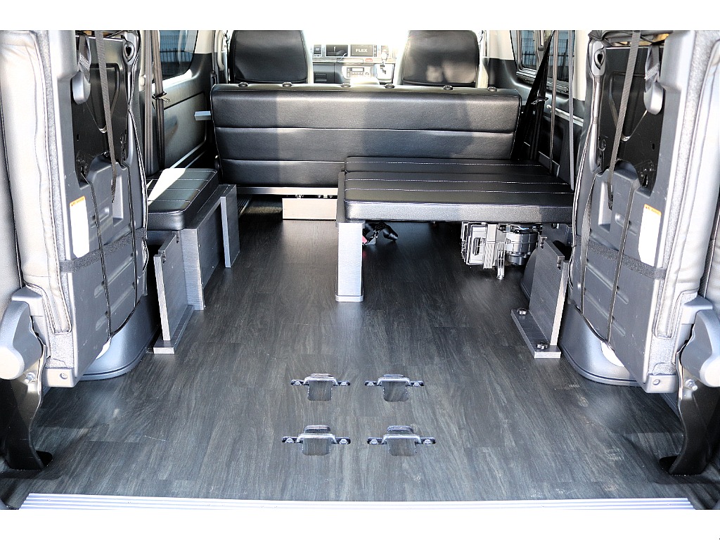 ハイエースセカンド高崎店にて展示中♪027-384-3591