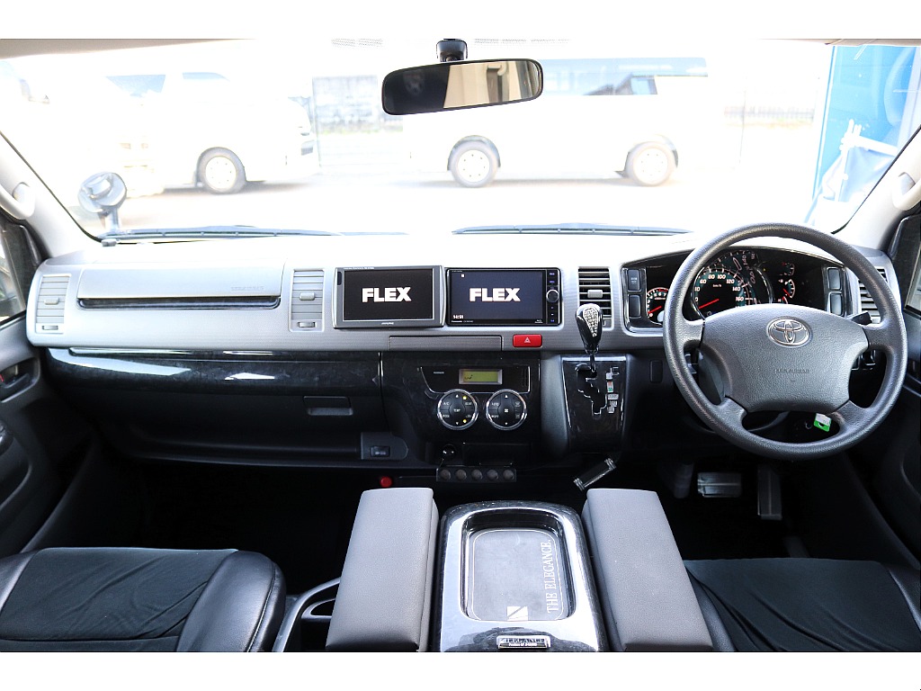 ハイエースセカンド高崎店にて展示中♪027-384-3591